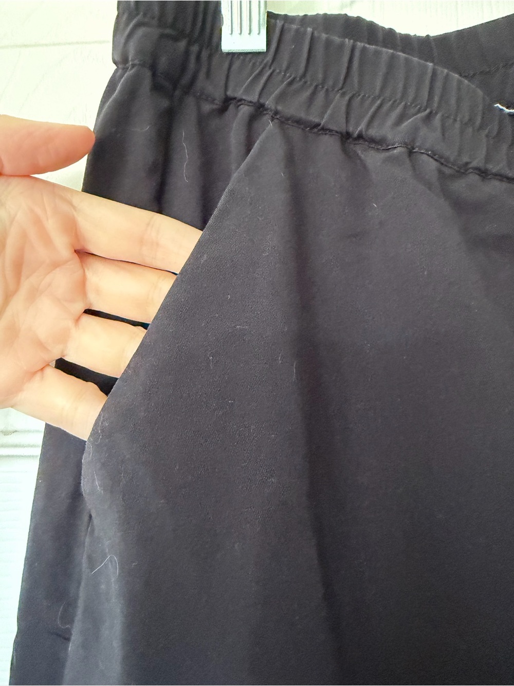Marine Layer Allison Black Ankle Cropped Pants Size M - Picture 7 of 8